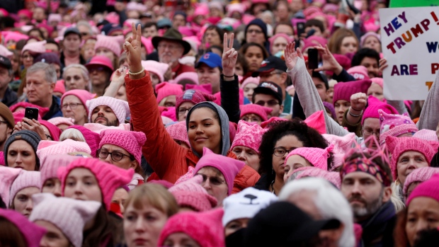 Pink-hatted crowd in Washington