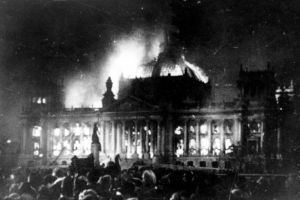 Reichstag in Flammen 1933